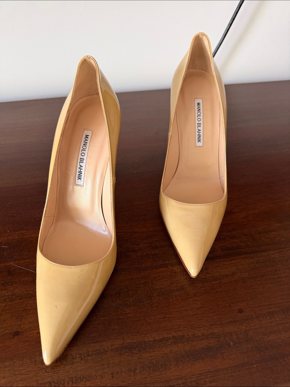 Manolo Blahnik Patent Leather Nude-Yellow Pointed Toe Pumps